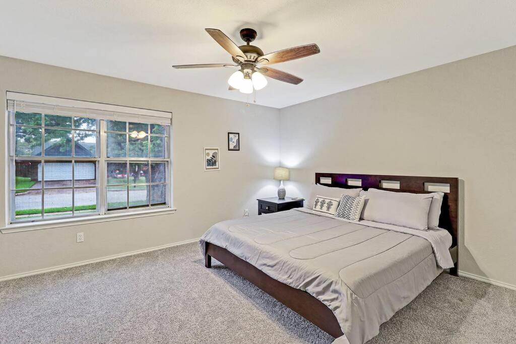 Cozy House Saginaw Tx 3Br 2Ba Sleeps 10 Just 12 Minutes Downtown Fort Worth Eksteriør bilde