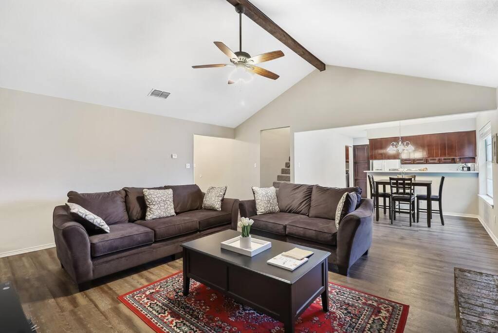 Cozy House Saginaw Tx 3Br 2Ba Sleeps 10 Just 12 Minutes Downtown Fort Worth Eksteriør bilde