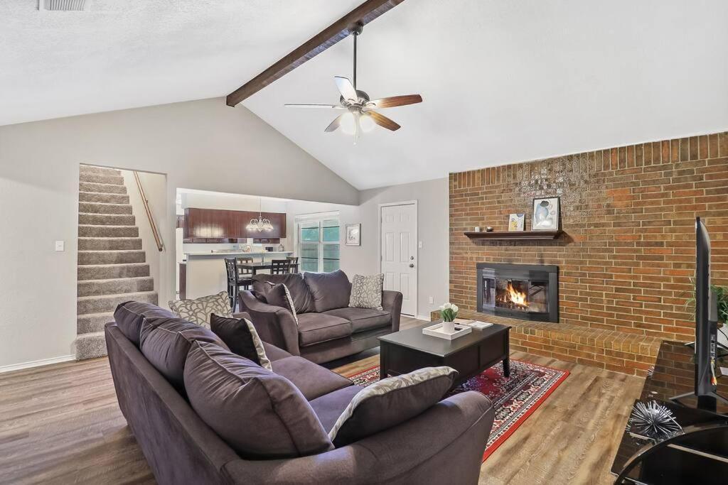 Cozy House Saginaw Tx 3Br 2Ba Sleeps 10 Just 12 Minutes Downtown Fort Worth Eksteriør bilde