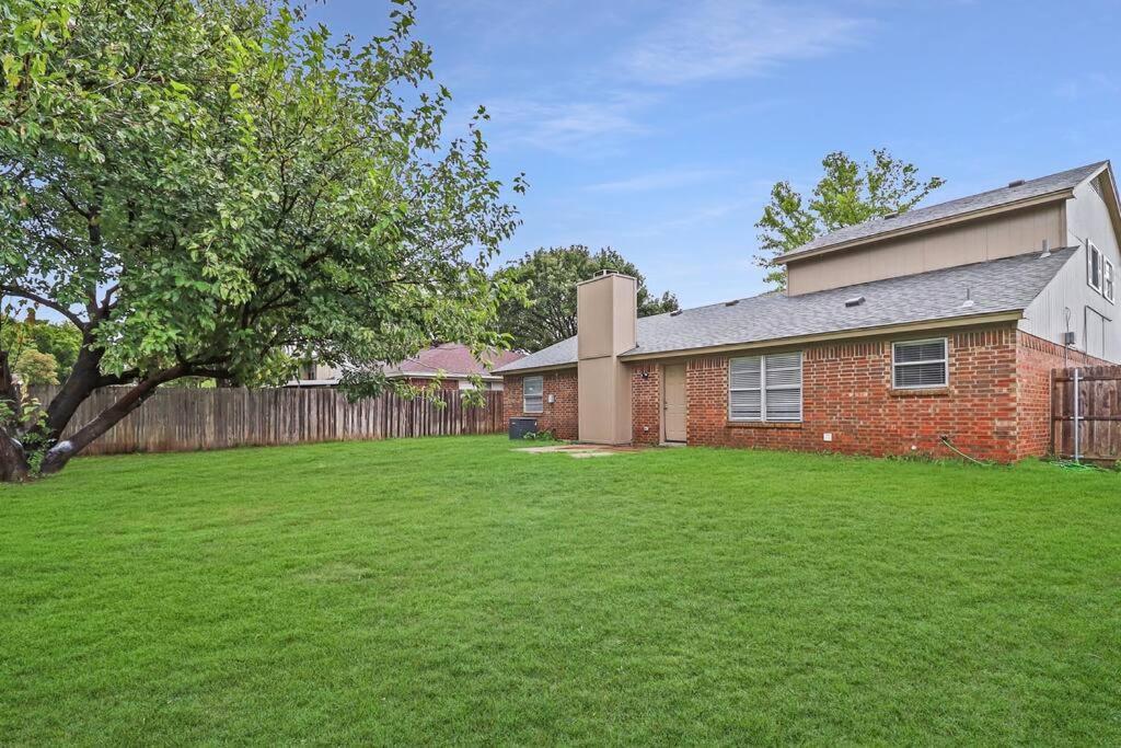 Cozy House Saginaw Tx 3Br 2Ba Sleeps 10 Just 12 Minutes Downtown Fort Worth Eksteriør bilde